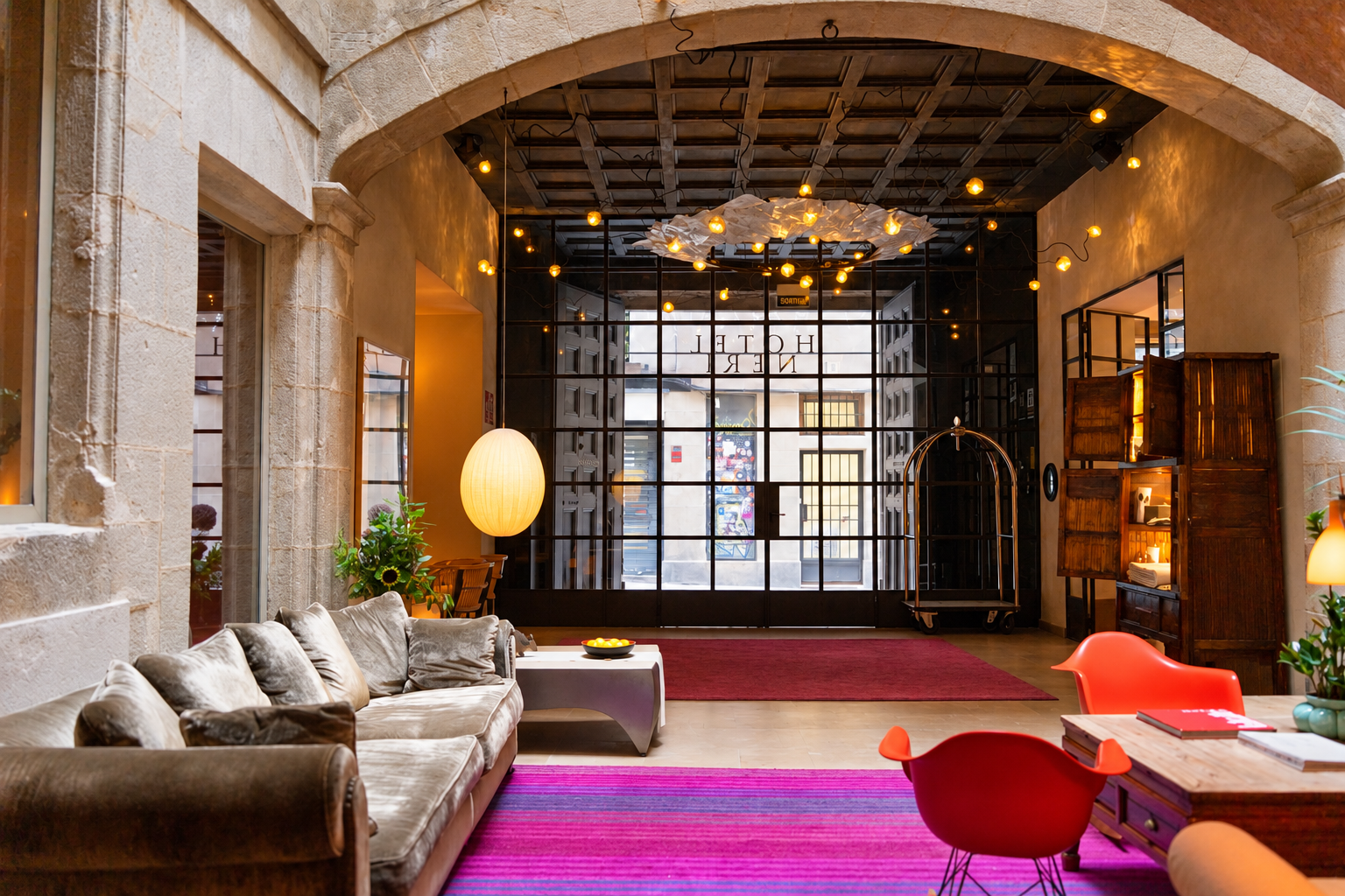 Interior del Hotel Neri en Barcelona. Fotografía de María Rodríguez.